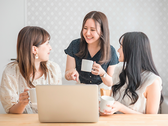 コクー株式会社　EXCEL女子事業本部の画像・写真